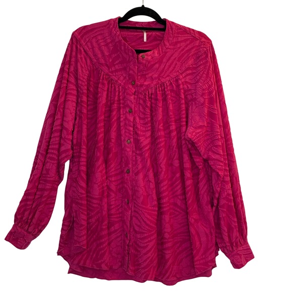 Free People Tops - Free People Pink Long Sleeve Button Up Tunic Top Size Medium Textured Zebra Boho